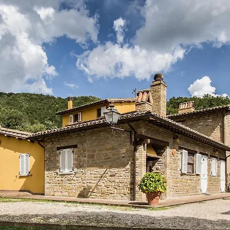 Bed and breakfast Oasi Battifoglia 3*