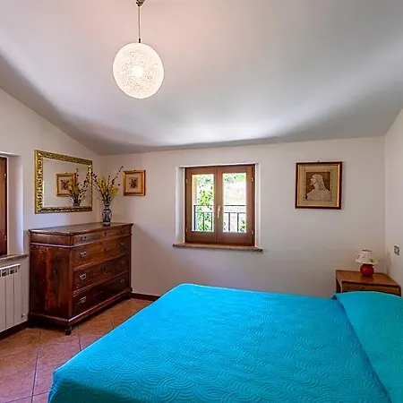 Oasi Battifoglia B&B 3*