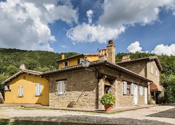 Bed & Breakfast Oasi Battifoglia 3*