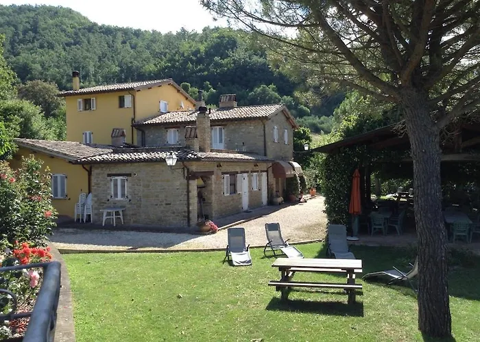 Bed & Breakfast Oasi Battifoglia 3*