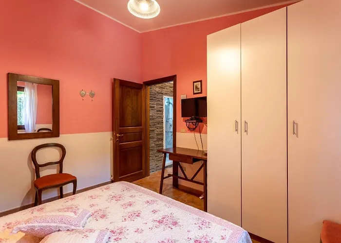 Oasi Battifoglia Bed & Breakfast